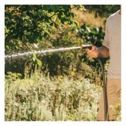 Fiskars Spuitpistool 2 Standen 11 Fiskars Spuitpistool 2 Standen -Gardena Winkel spuitpistool fiskars 1621327444 1 600